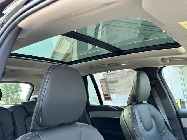 new 2025 Volvo XC90 car, priced at $71,755