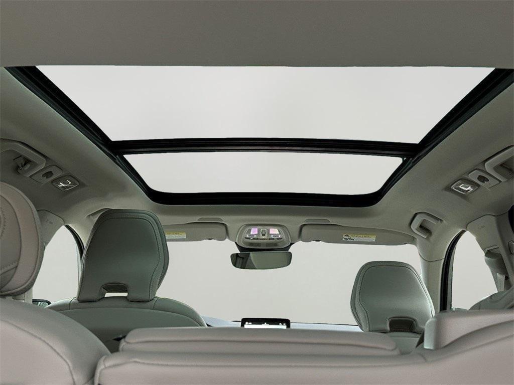 new 2026 Volvo XC60 car, priced at $60,135