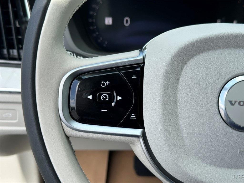 new 2026 Volvo XC60 car, priced at $60,935