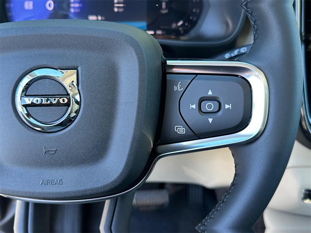 new 2026 Volvo XC40 car, priced at $49,595
