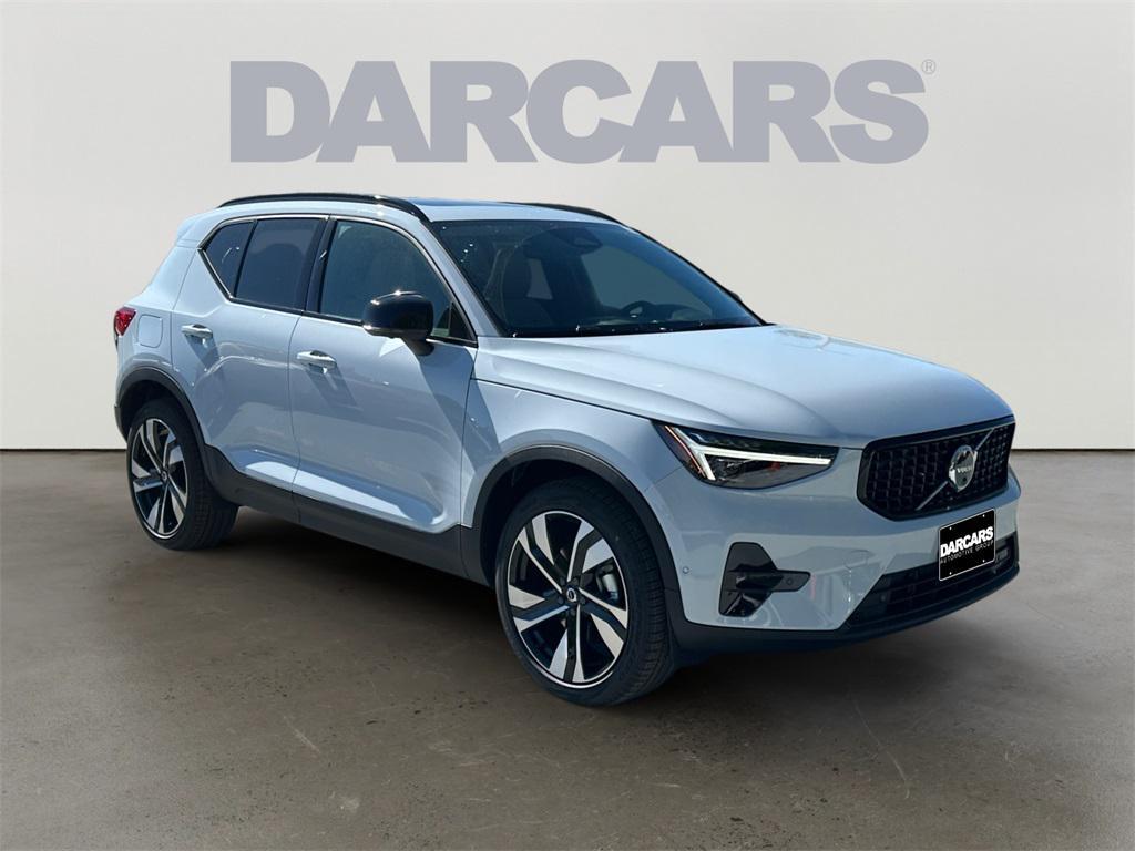 new 2026 Volvo XC40 car, priced at $49,595