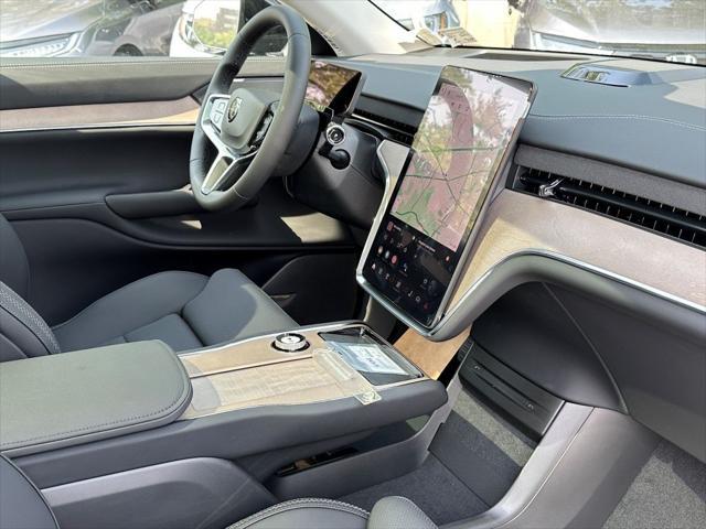 new 2025 Volvo EX90 car, priced at $86,450