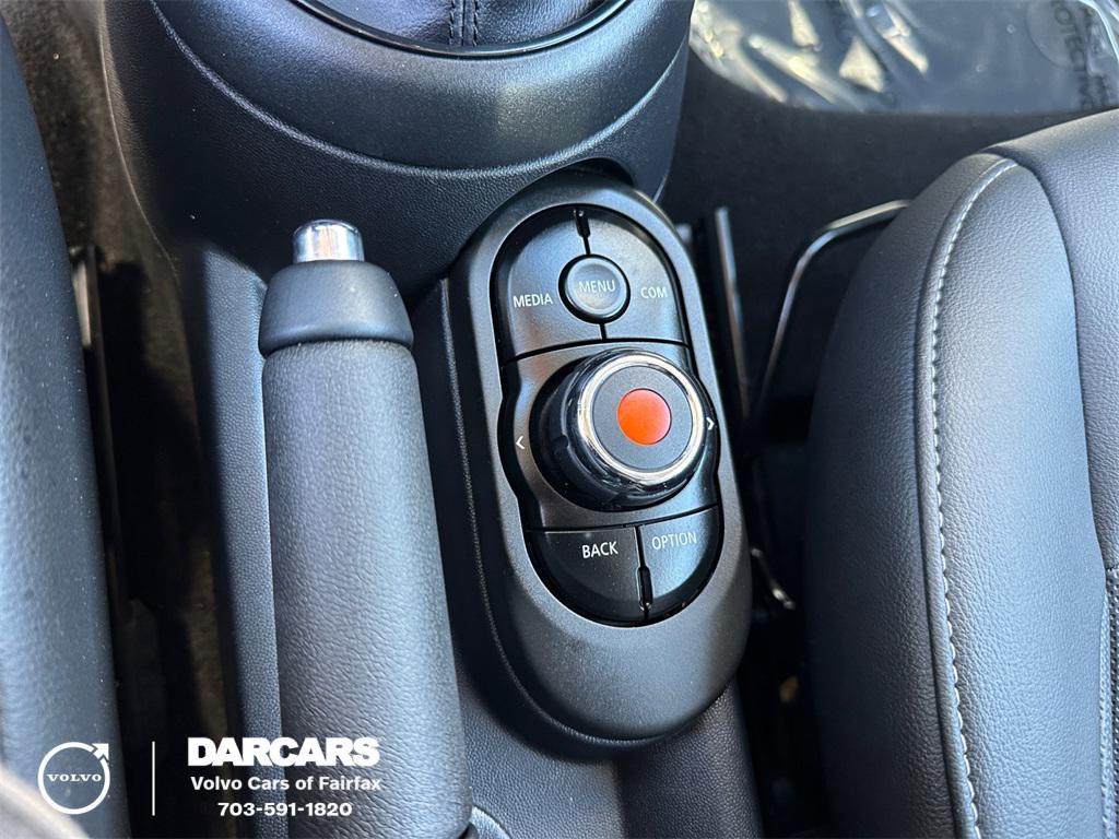 used 2020 MINI Hardtop car, priced at $16,777