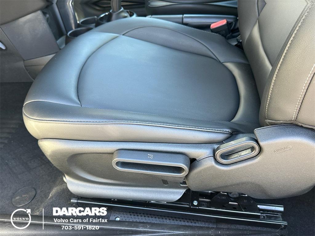 used 2020 MINI Hardtop car, priced at $16,777