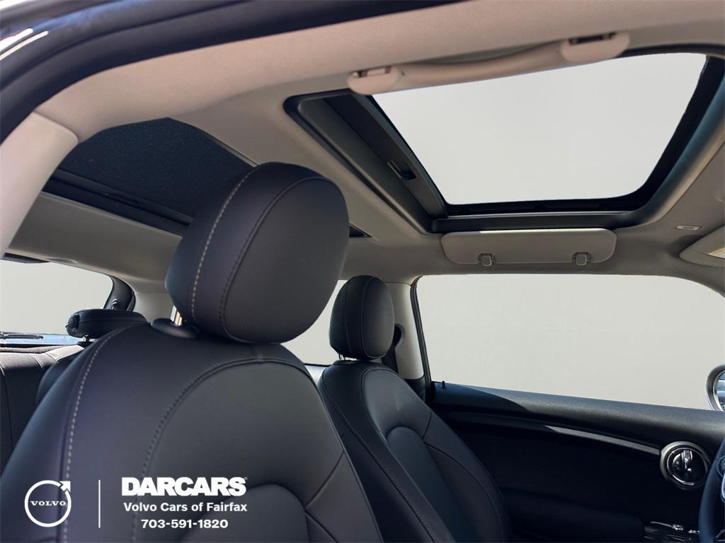 used 2020 MINI Hardtop car, priced at $16,777