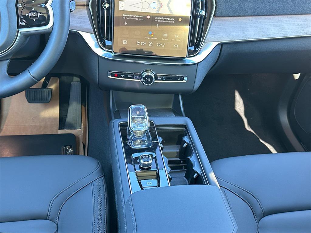 new 2026 Volvo XC90 Plug-In Hybrid car, priced at $78,445
