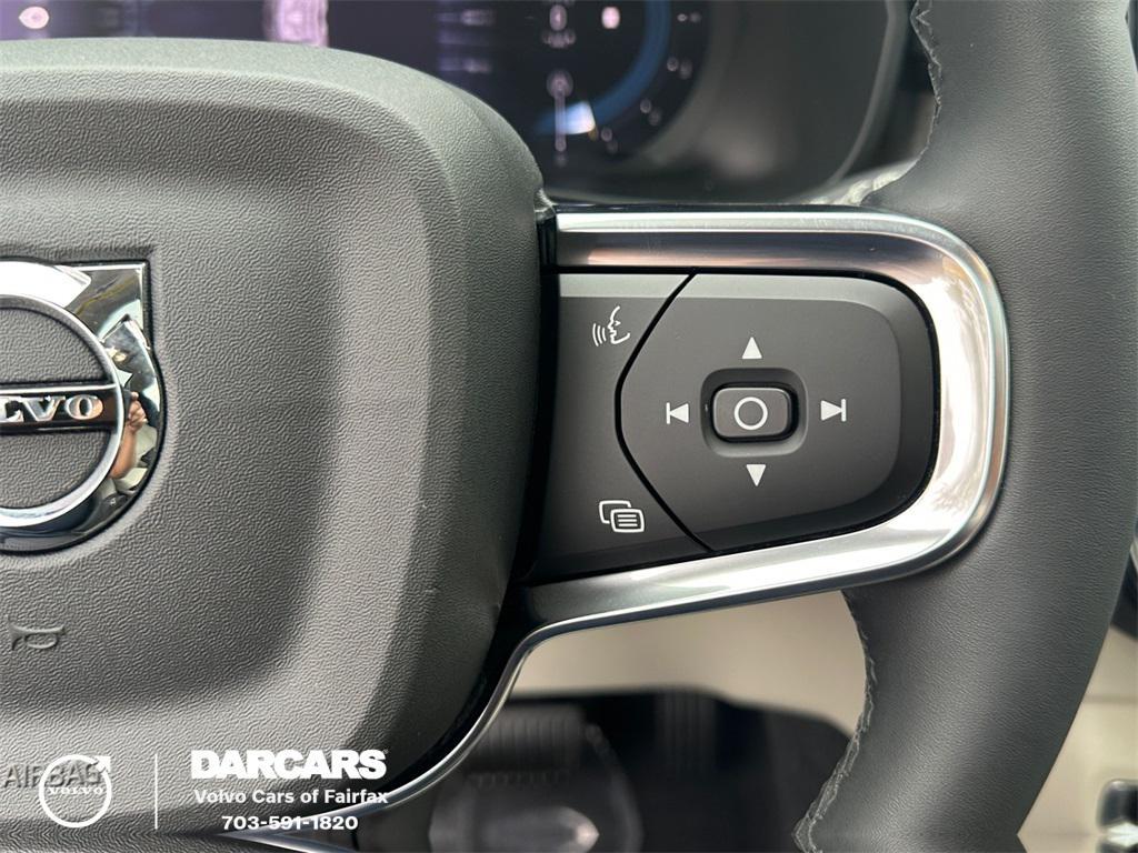 used 2024 Volvo XC40 car, priced at $33,700