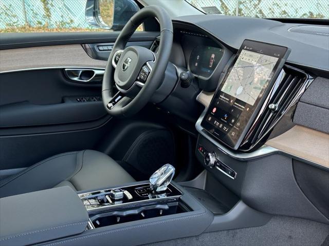 new 2025 Volvo XC90 Plug-In Hybrid car, priced at $75,895