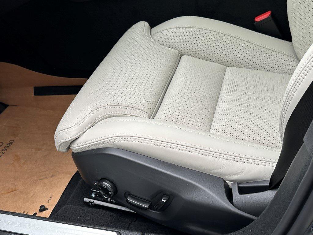 new 2025 Volvo V60 Cross Country car, priced at $57,555