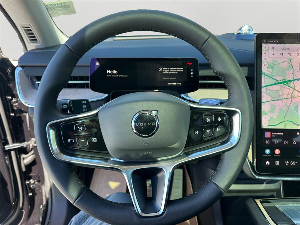 new 2025 Volvo EX90 car, priced at $88,490
