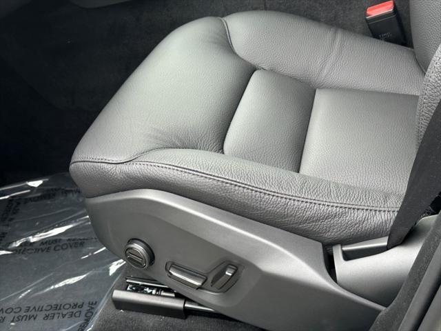 new 2025 Volvo XC60 car, priced at $55,335
