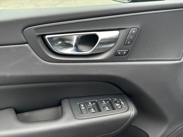 new 2025 Volvo XC60 car, priced at $55,335