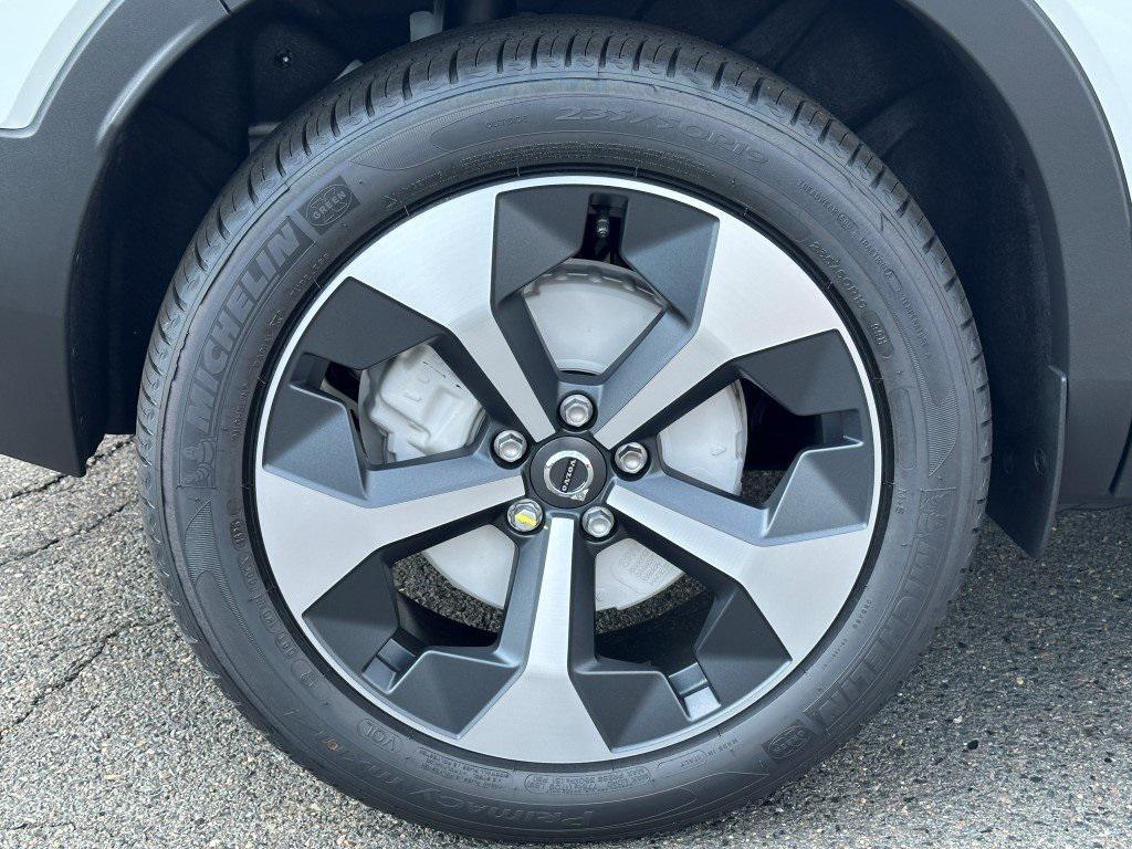 new 2026 Volvo XC40 car, priced at $49,150
