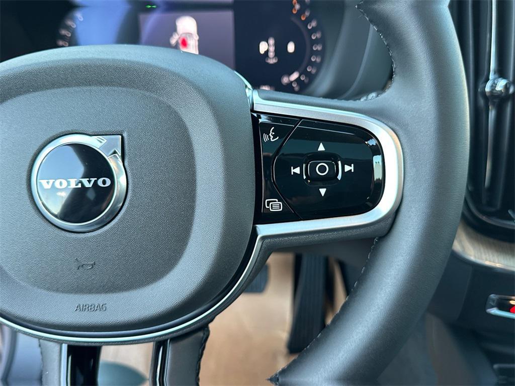 new 2026 Volvo XC60 car, priced at $54,145