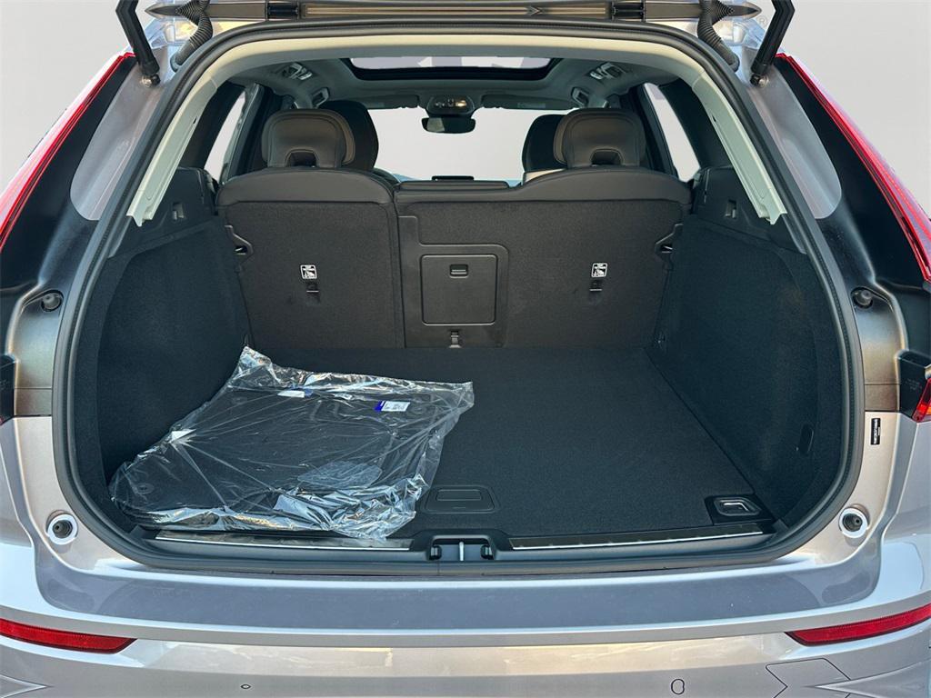new 2026 Volvo XC60 car, priced at $54,145