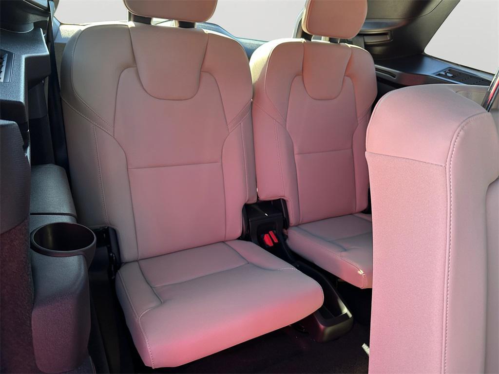 new 2026 Volvo XC90 Plug-In Hybrid car, priced at $78,875