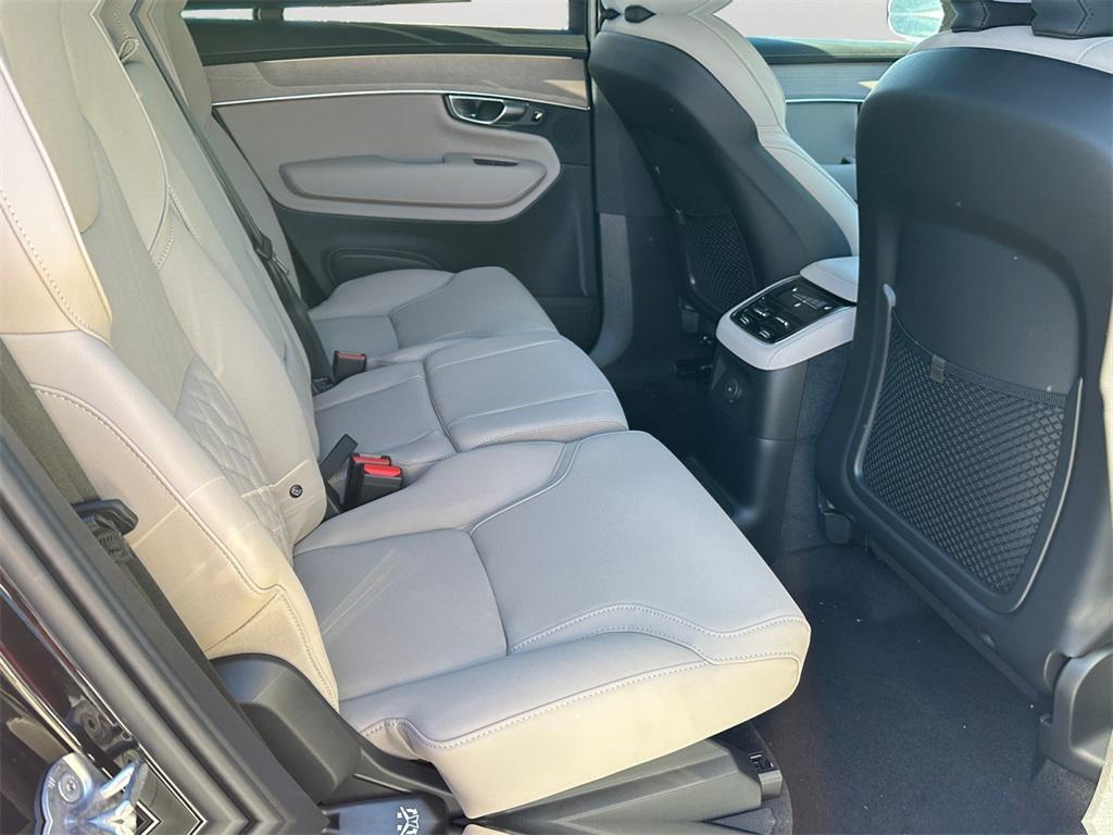 new 2026 Volvo XC90 Plug-In Hybrid car, priced at $78,875