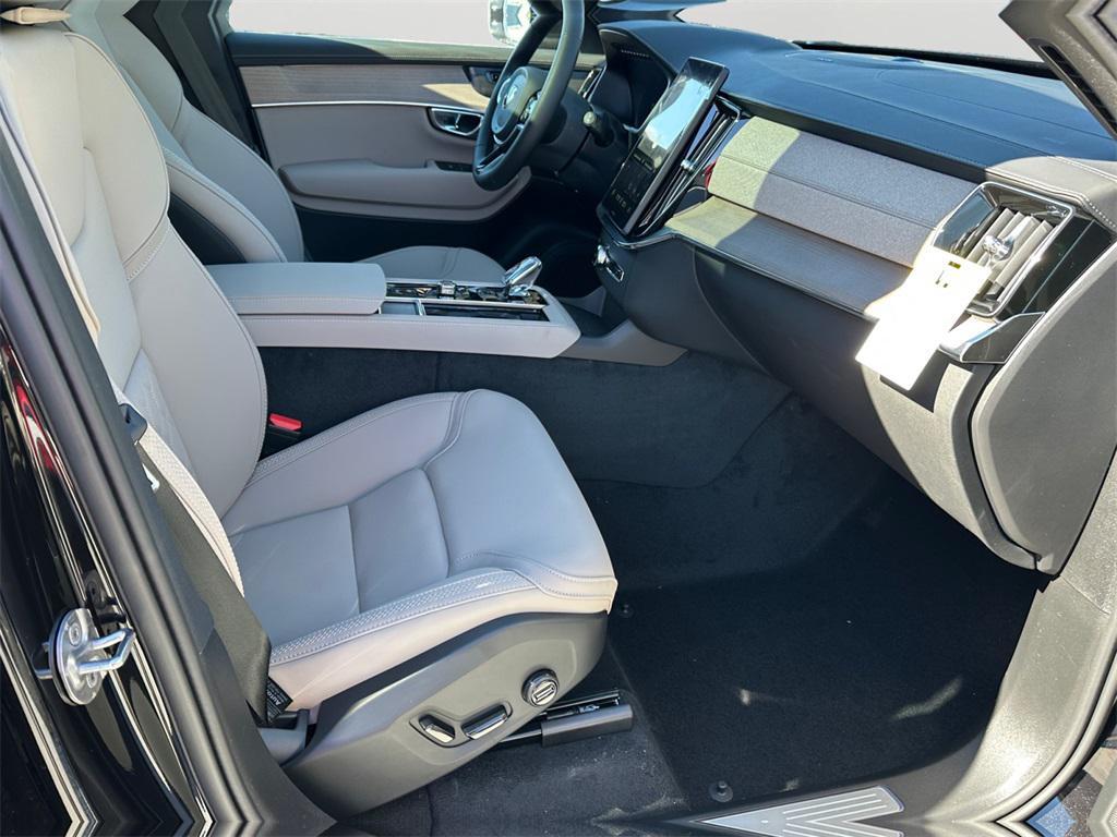 new 2026 Volvo XC90 Plug-In Hybrid car, priced at $78,875