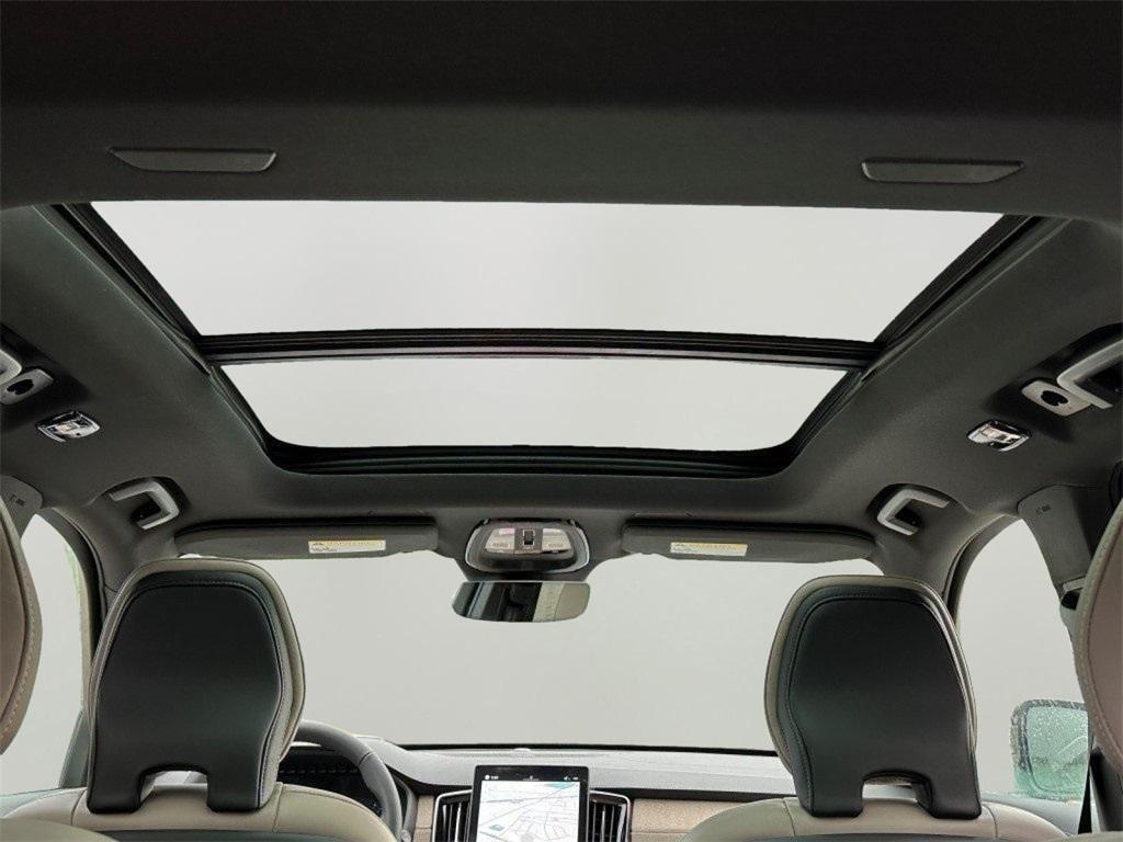 new 2026 Volvo XC90 car, priced at $73,445