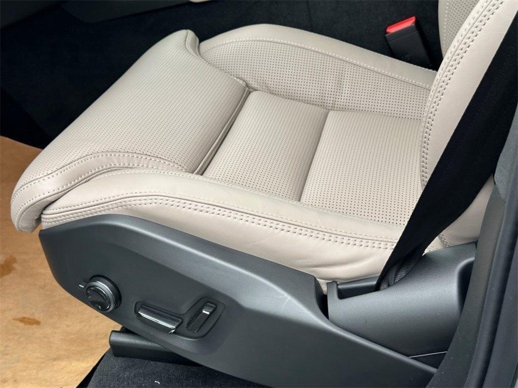 new 2026 Volvo XC90 car, priced at $73,445