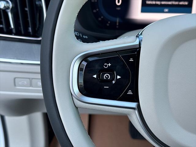new 2025 Volvo XC60 Plug-In Hybrid car, priced at $64,645