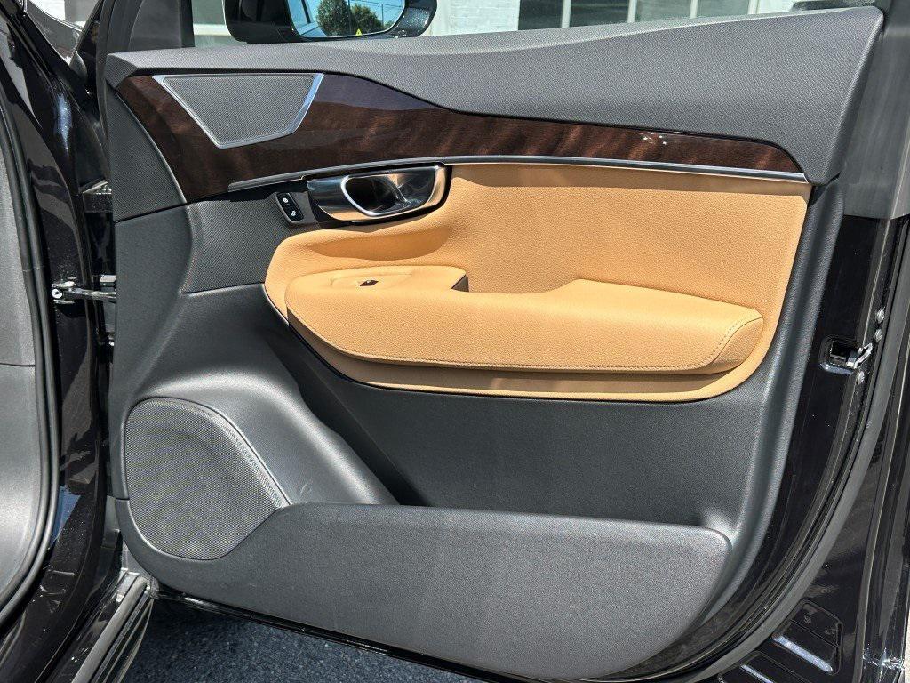 used 2019 Volvo XC90 car, priced at $19,800