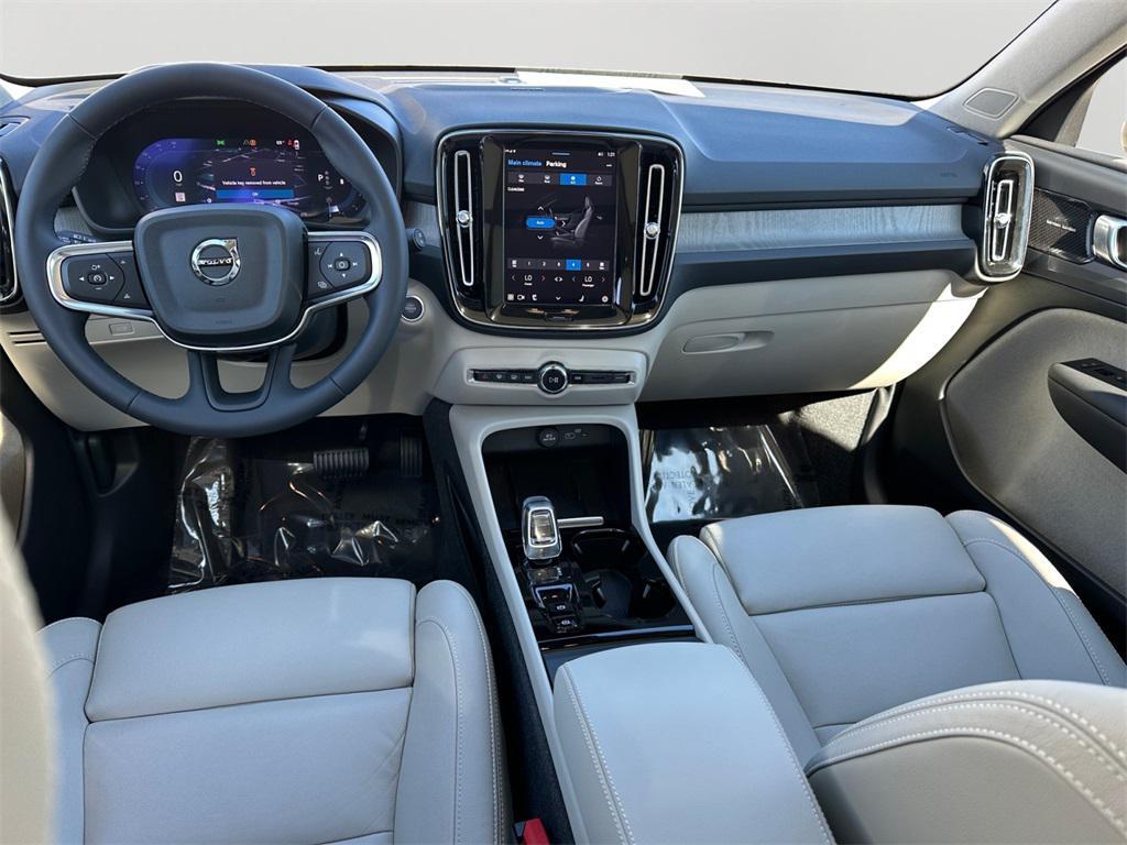 used 2024 Volvo XC40 car, priced at $34,890