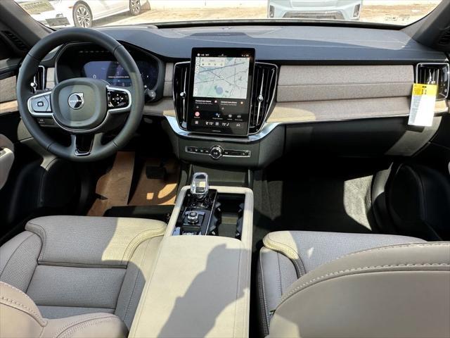 new 2025 Volvo XC90 car, priced at $72,145
