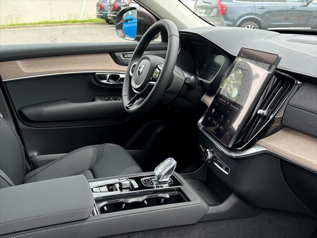 new 2025 Volvo XC90 Plug-In Hybrid car, priced at $77,895