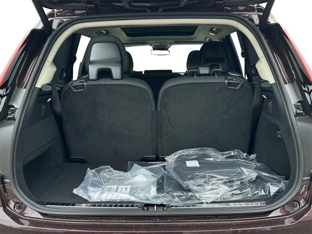 new 2025 Volvo XC90 Plug-In Hybrid car, priced at $74,895