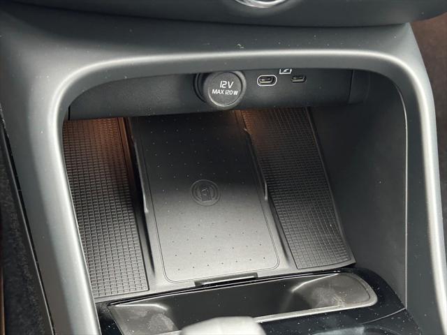 new 2025 Volvo EX40 car, priced at $58,045