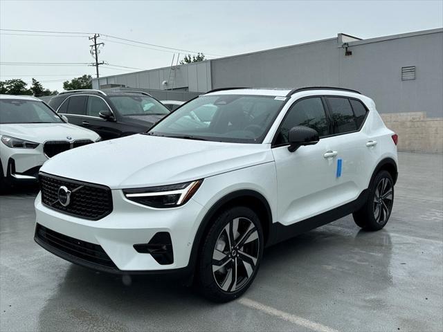 new 2025 Volvo XC40 car, priced at $49,810