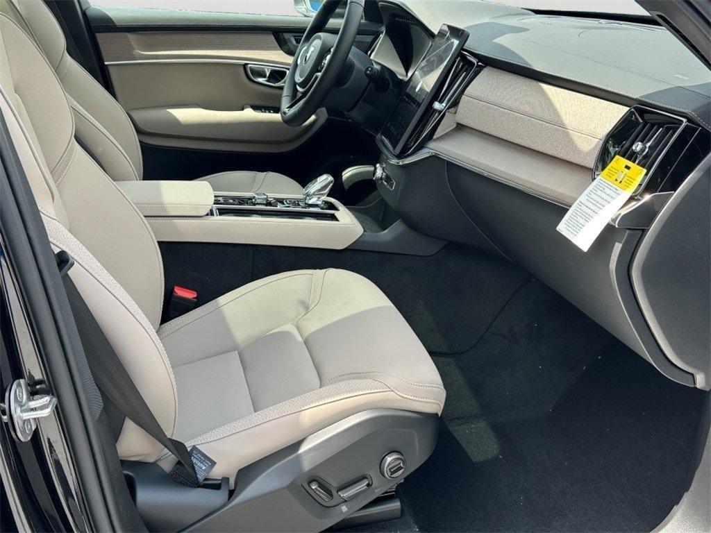 new 2026 Volvo XC90 Plug-In Hybrid car, priced at $78,875