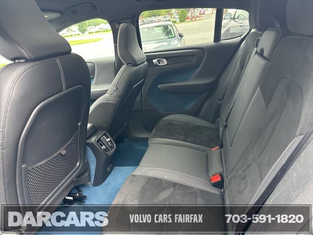 used 2022 Volvo C40 Recharge Pure Electric car, priced at $31,947