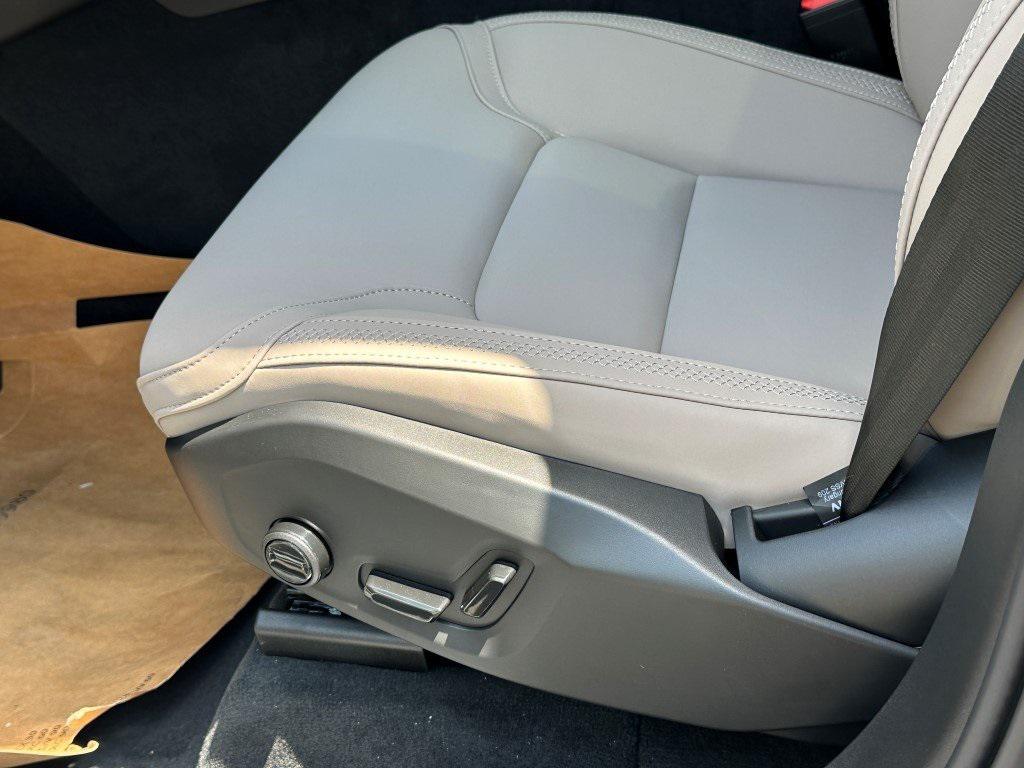 new 2026 Volvo XC60 car, priced at $61,345