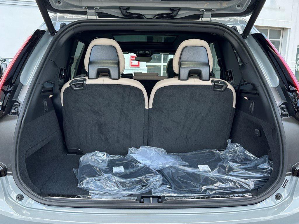 new 2026 Volvo XC60 car, priced at $61,345