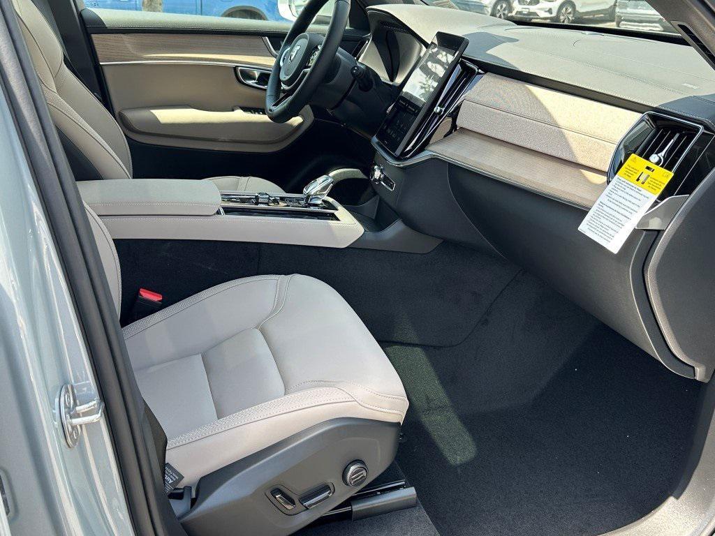 new 2026 Volvo XC60 car, priced at $61,345