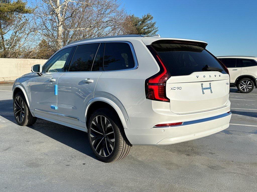 new 2025 Volvo XC90 Plug-In Hybrid car, priced at $76,785