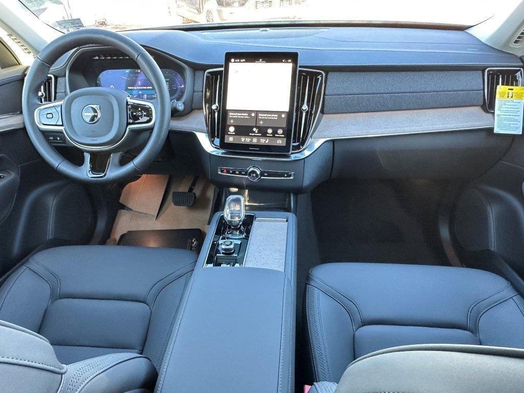 new 2025 Volvo XC90 Plug-In Hybrid car, priced at $76,785