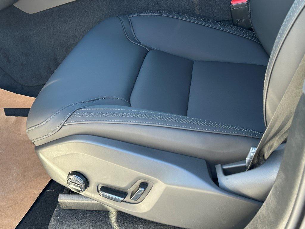 new 2025 Volvo XC90 Plug-In Hybrid car, priced at $76,785