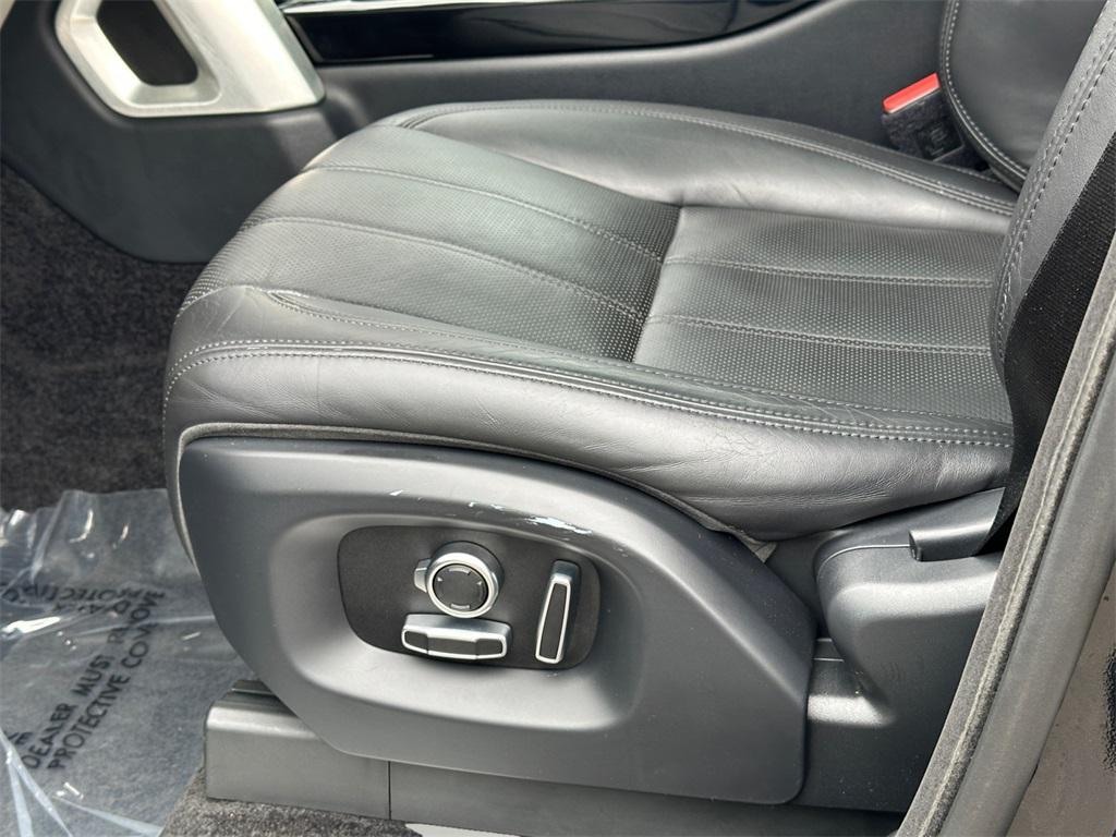 used 2016 Land Rover Range Rover car, priced at $19,994