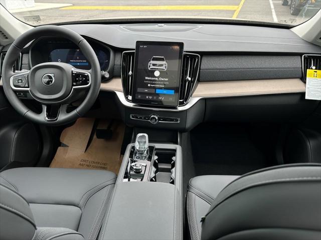new 2025 Volvo XC90 Plug-In Hybrid car, priced at $78,805