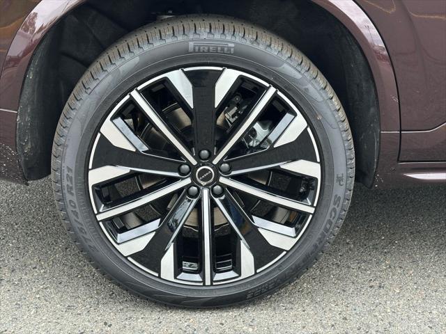 new 2025 Volvo XC90 Plug-In Hybrid car, priced at $78,805