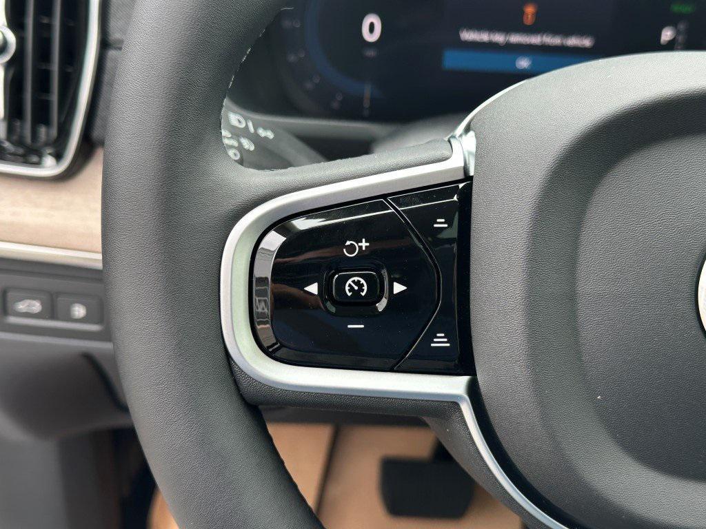 new 2025 Volvo XC90 Plug-In Hybrid car, priced at $77,805
