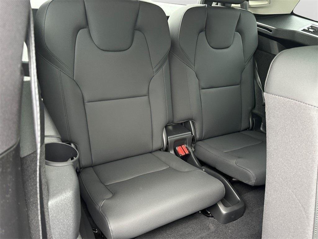 new 2025 Volvo XC90 Plug-In Hybrid car, priced at $75,805