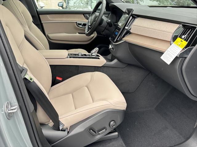 new 2025 Volvo XC90 Plug-In Hybrid car, priced at $76,895
