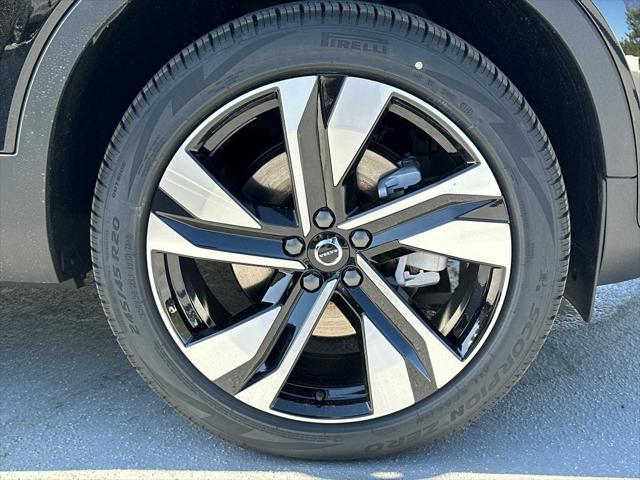 new 2025 Volvo XC40 car, priced at $51,145