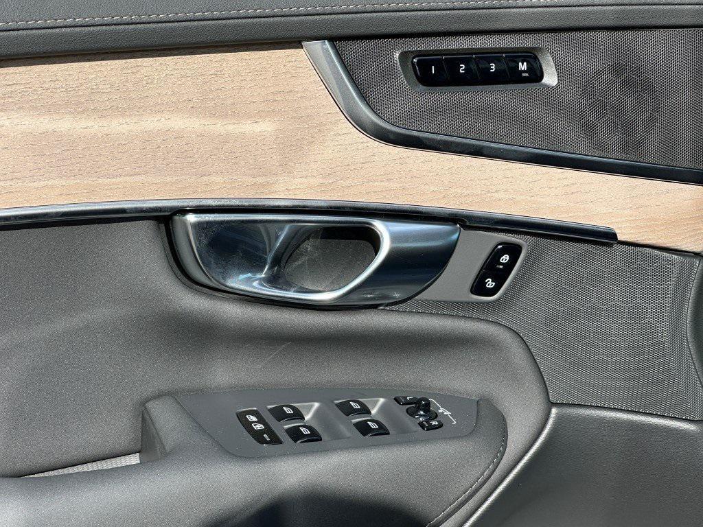new 2026 Volvo XC90 car, priced at $69,595