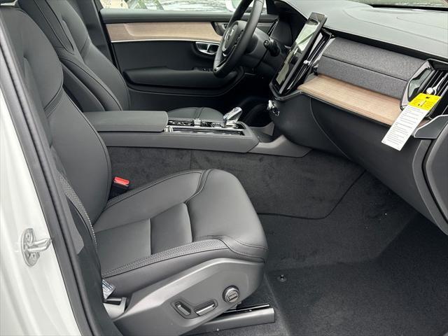 new 2025 Volvo XC90 Plug-In Hybrid car, priced at $77,895