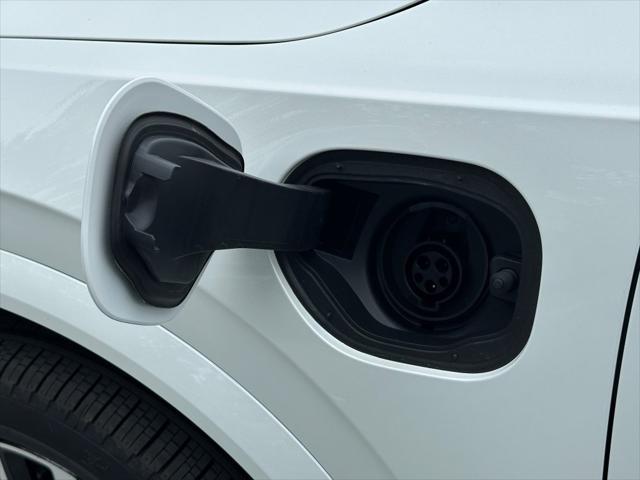new 2025 Volvo XC90 Plug-In Hybrid car, priced at $77,895